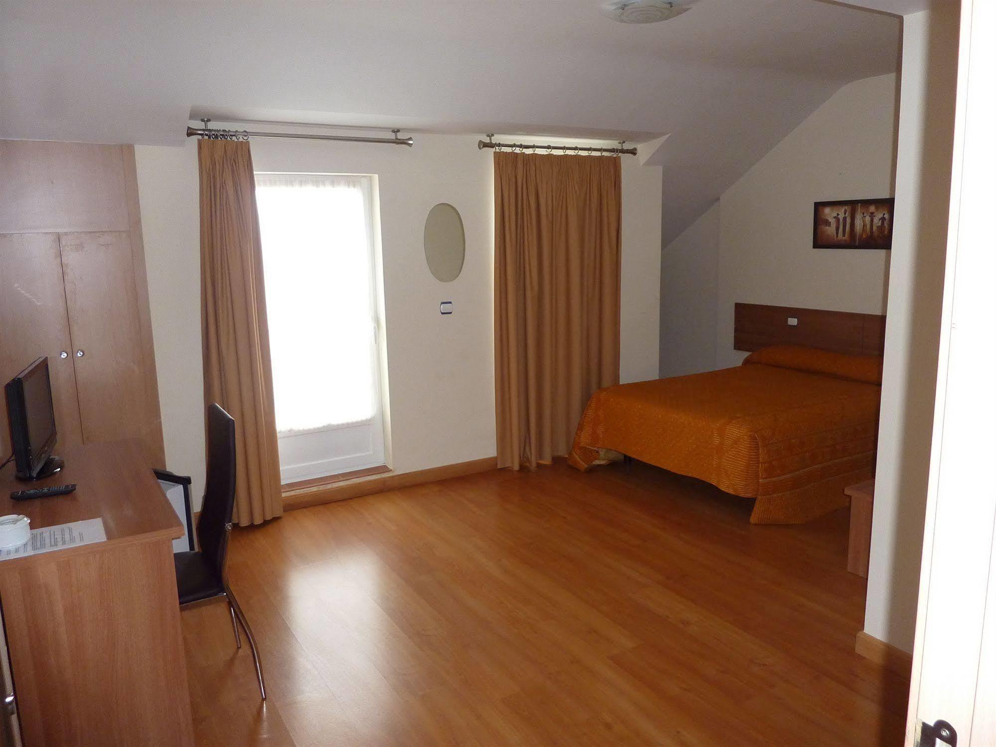 Hostal La Morada 라치스테르니가 외부 사진